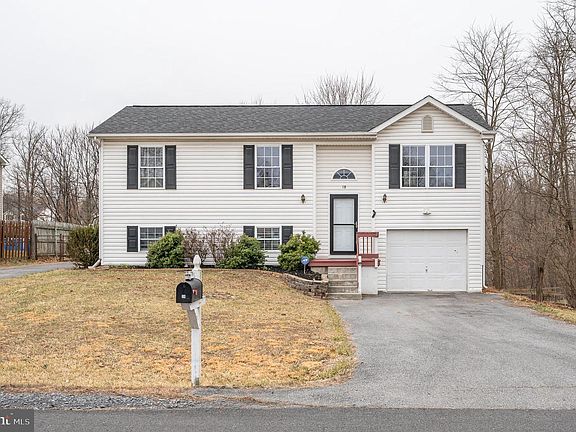 2nd image of 18 Veterans Way