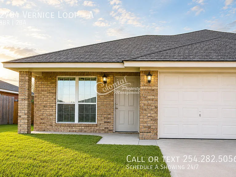 2704 Vernice Loop #A — Photo 1
