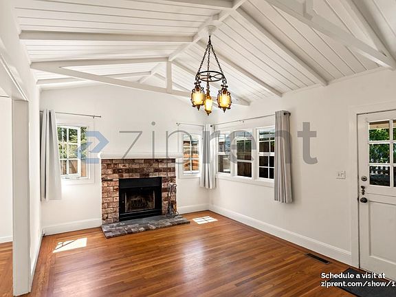 5th image of 632 Acacia Ln