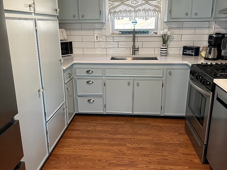 415 Evergreen Ave — Photo 6