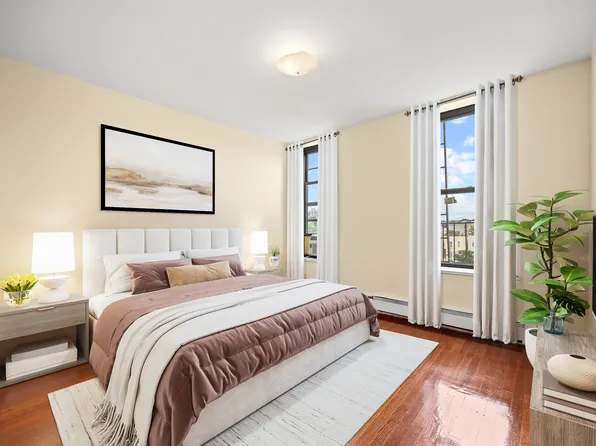 14-23 31st Avenue image 3 of 21