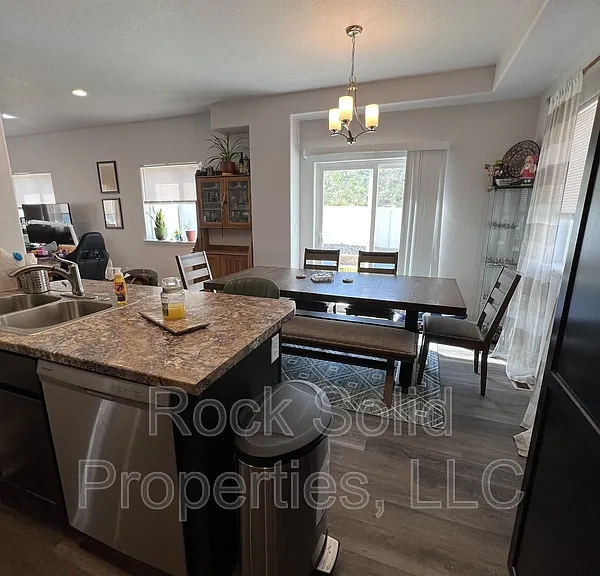 1716 Kade Ct — Photo 11