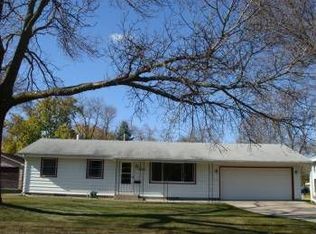9312 Park Ave S, Bloomington, MN 55420