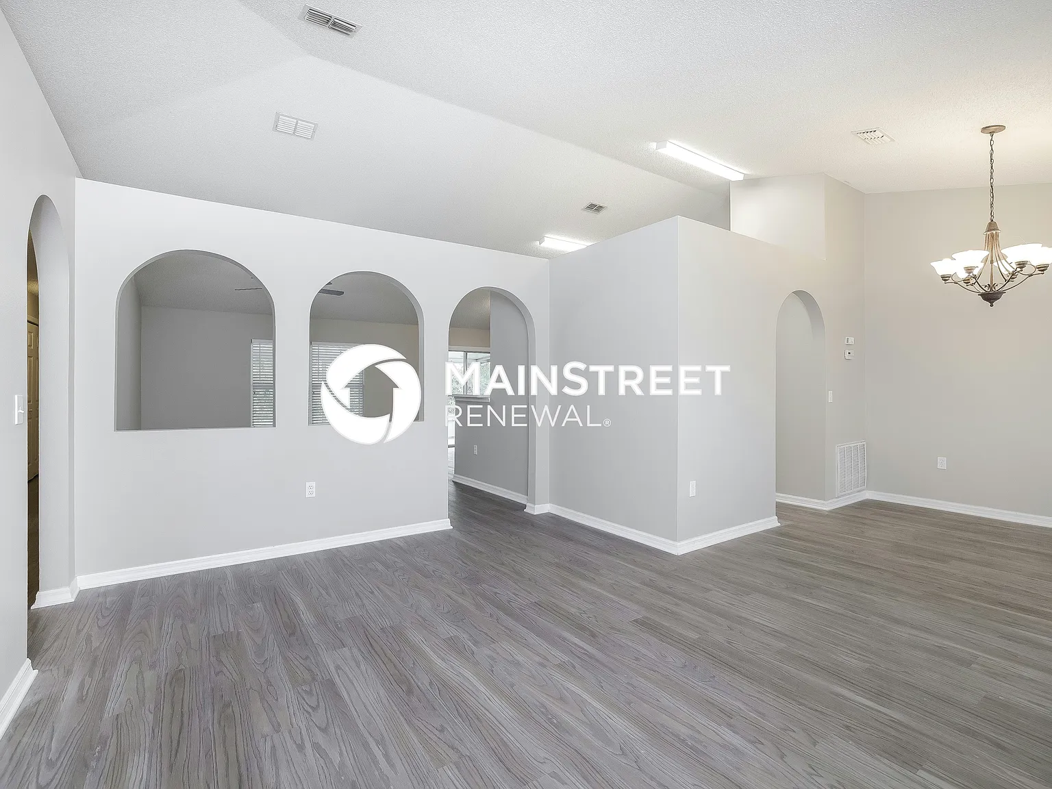 630 Bayport Dr — Photo 3