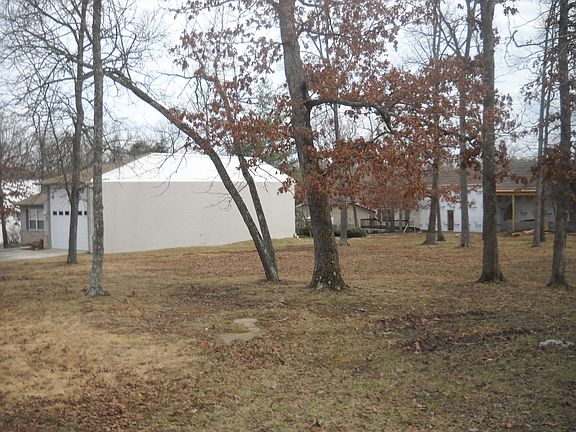 2nd image of The Gardens Dr