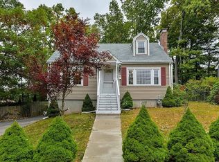 14 Grassmere Rd, Hyde Park, MA 02136