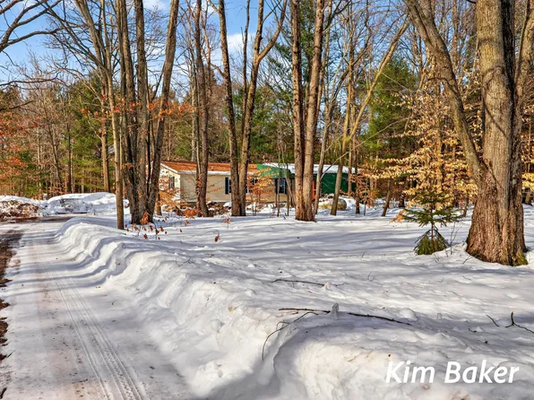 3987 N Us Highway 31, Scottville, MI 49454