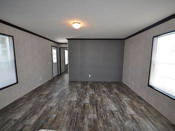 LIVING ROOM - 2