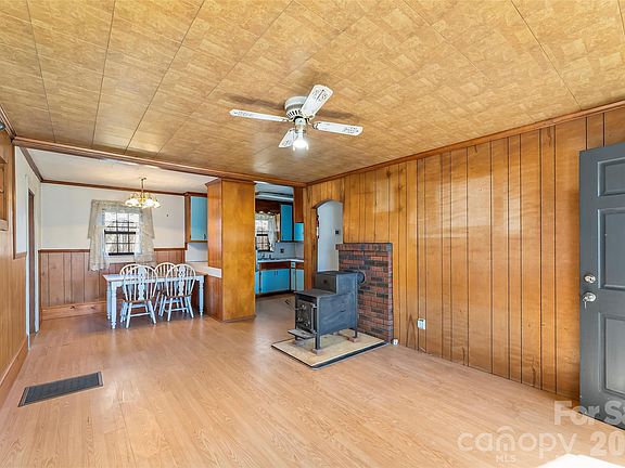 4th image of 4676 Bowman Rd