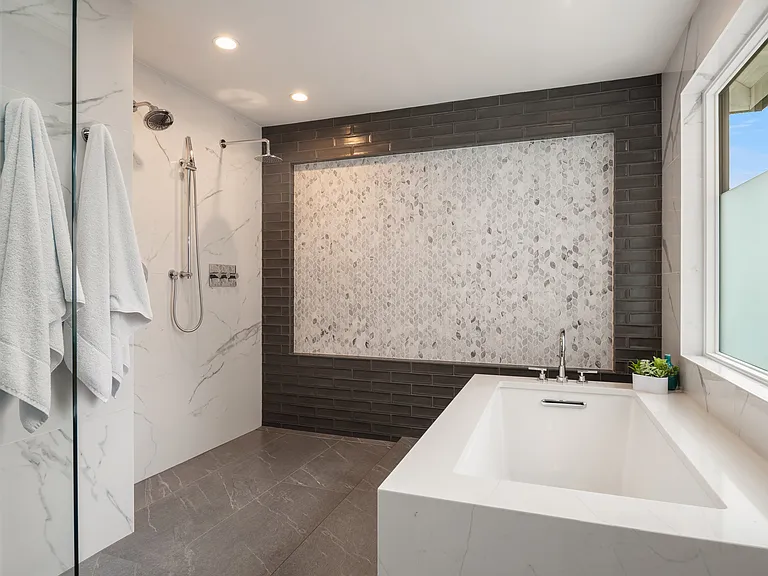 17206 SE 46th St — Photo 29