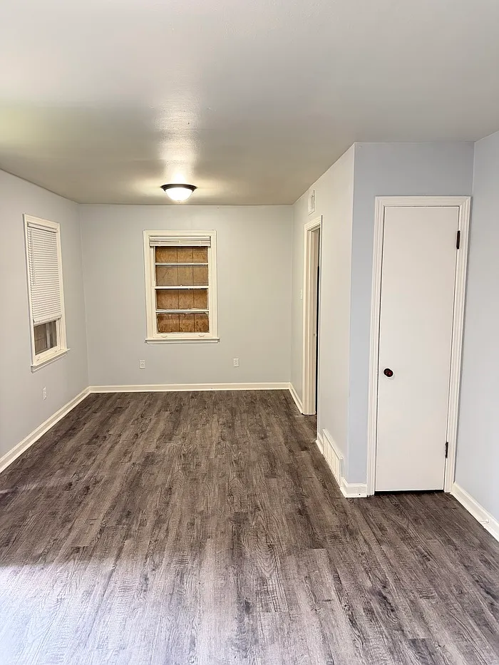 3 bed, 2.0 bath, $1,100 — Photo 3