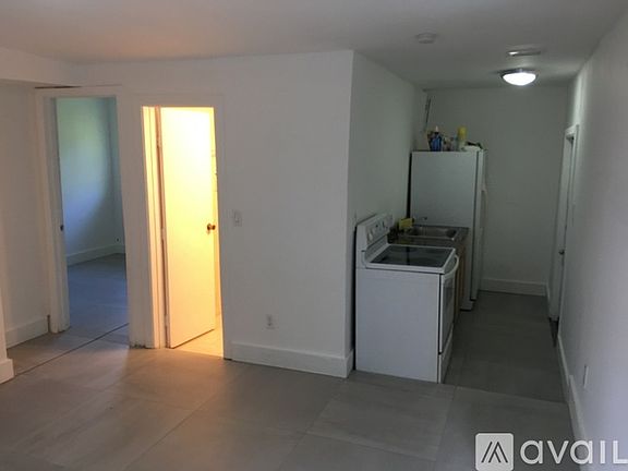 3rd image of 2612 NE 206th St #2