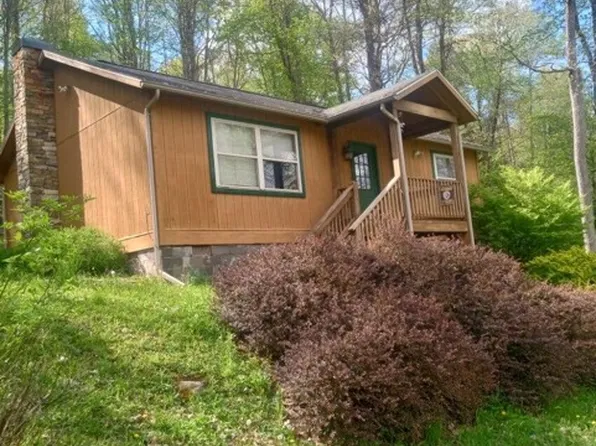(undisclosed Address), Oakland, MD 21550