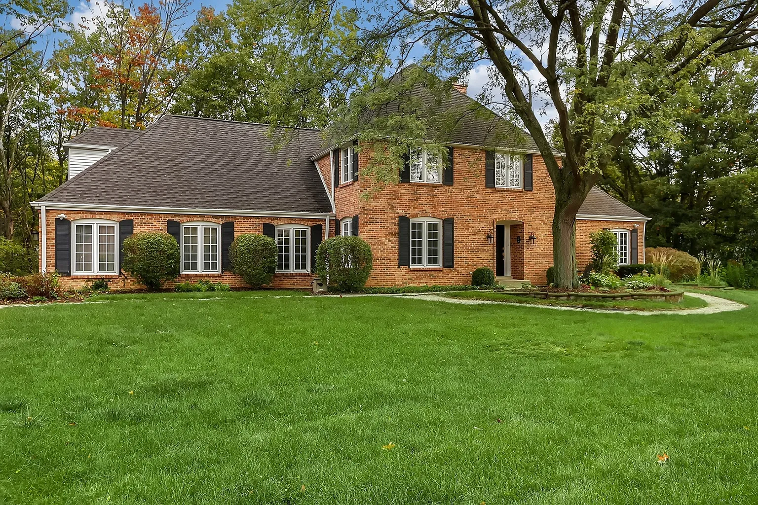 225 Ela Rd photo 1