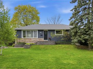 31 Algonquin Ave, Hamilton, ON L9H 7K9