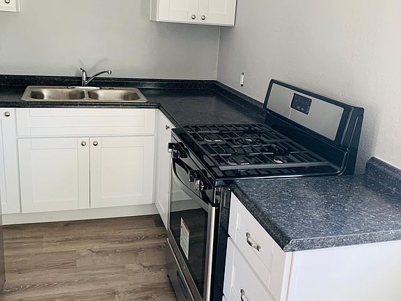 2nd image of 3818 39th St