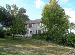 7828 SW 37th St, Topeka, KS 66614