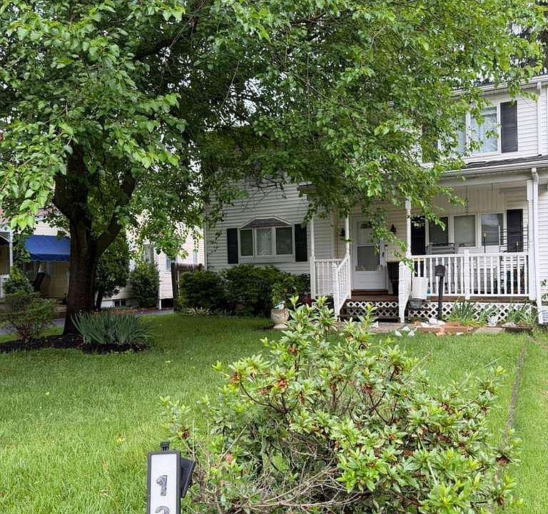 1st image of 131 Summit Ave