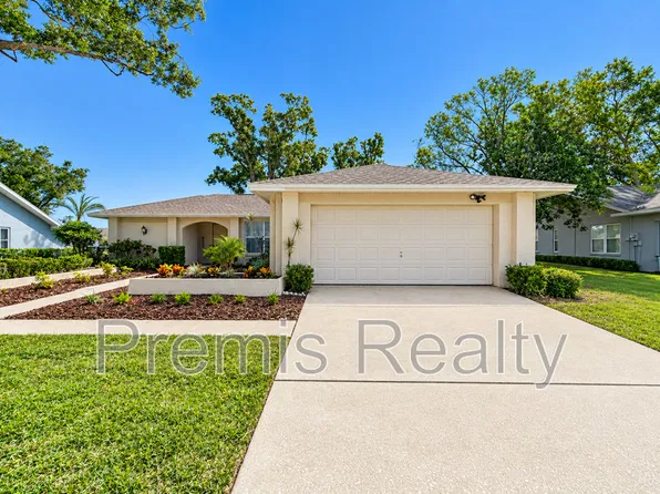 3180 Brunswick Cir, Palm Harbor, FL 34684