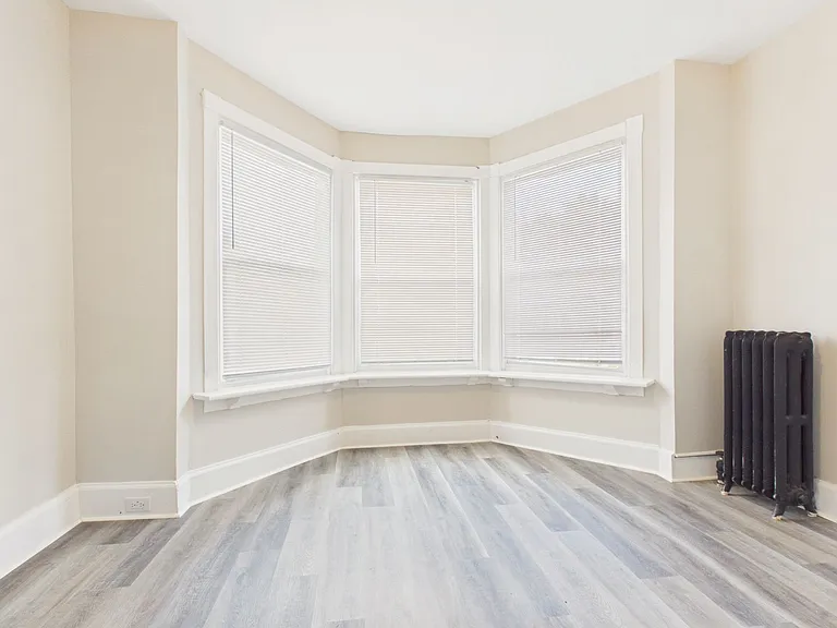 2614 Lexington St — Photo 22