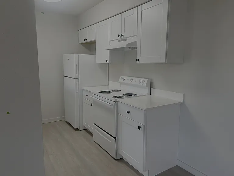 1500 W Nettleship St #10 — Photo 4