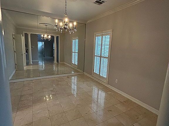 3rd image of 207 Bayside Dr
