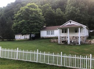 46 Olive Branch Rd, Danville, WV 25203