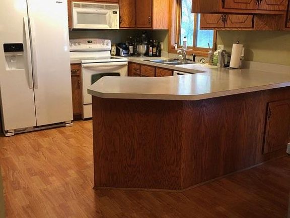 5th image of 4965 Wood Ave