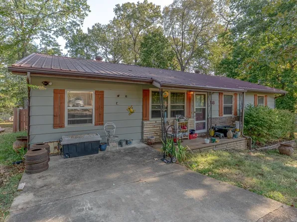 58 Otter Dr, Cherokee Village, AR 72529
