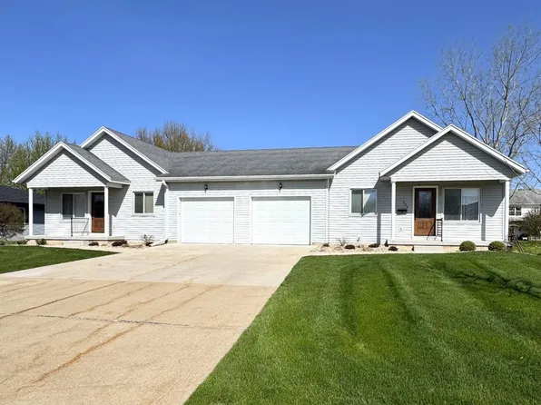 324-326 East Ave, Belleville, WI 53508