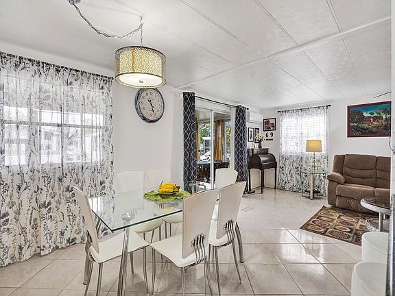 3rd image of 2670 E Marina Drive