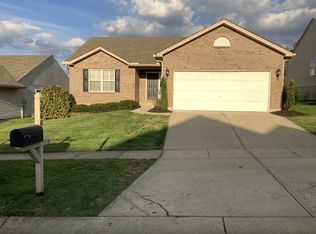 5060 Elk Run Dr, Hamilton, OH 45011