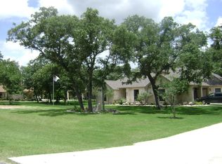 121 Legacy Trail Dr, La Vernia, TX 78121