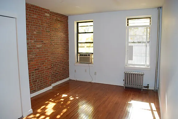 Rented by Geoffrey Stevens Realty | media 22