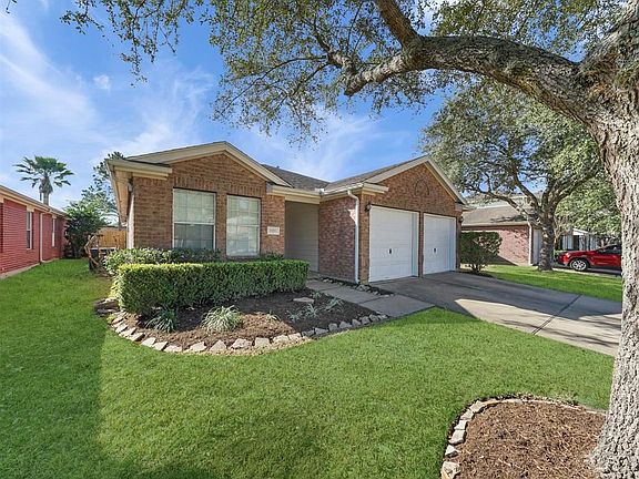 2nd image of 21215 Somerset Park Ln