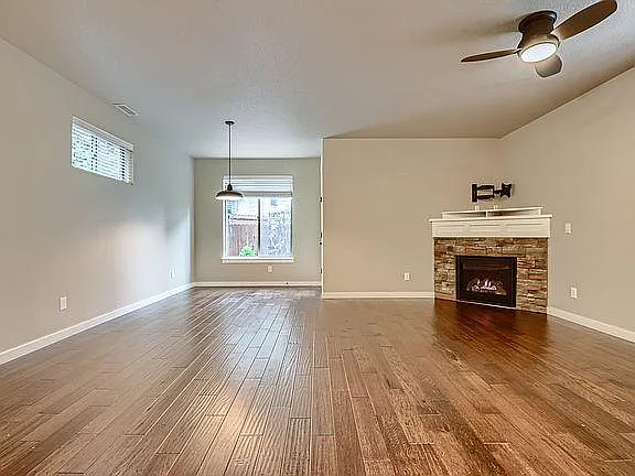 4017 SE 168th Ave — Photo 3