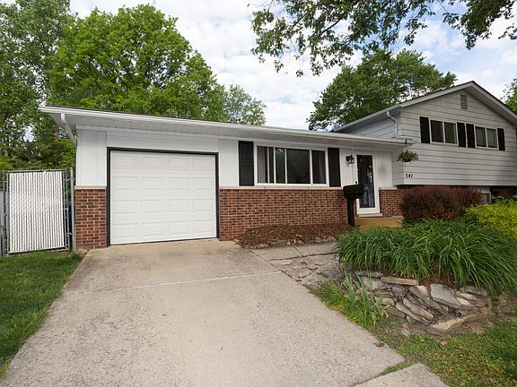 1 Car Attached Garage