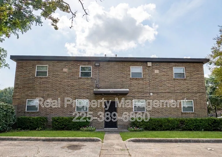 1121 Aster St #5 — Photo 8
