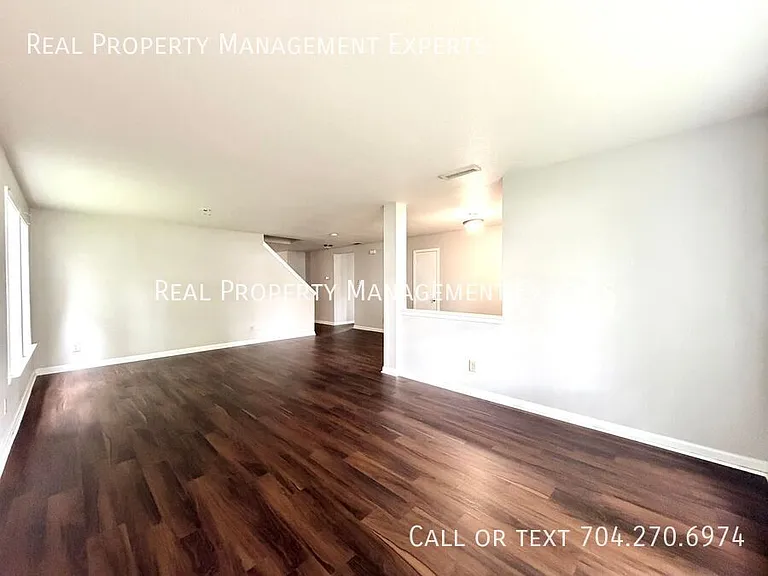 8609 Old Potters Rd — Photo 7