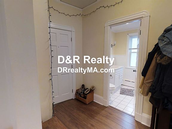 21 Chandler St. #2 Somerville Unit Photo 6