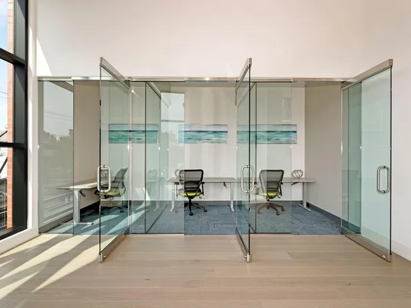 333 Washington Street image 12 of 16