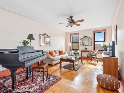 30 Ocean Pkwy APT 4B, Brooklyn, NY, 11218