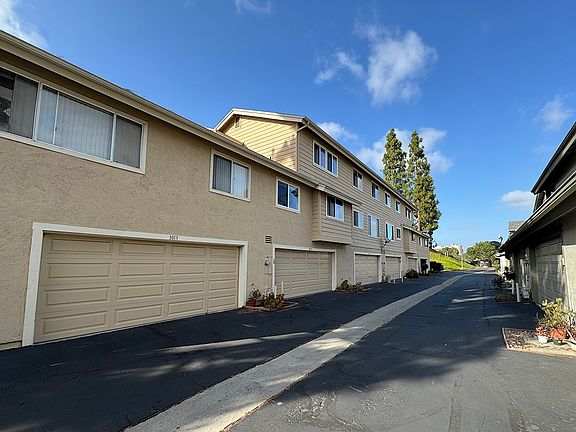 2nd image of 3017 Old Bridgeport Way