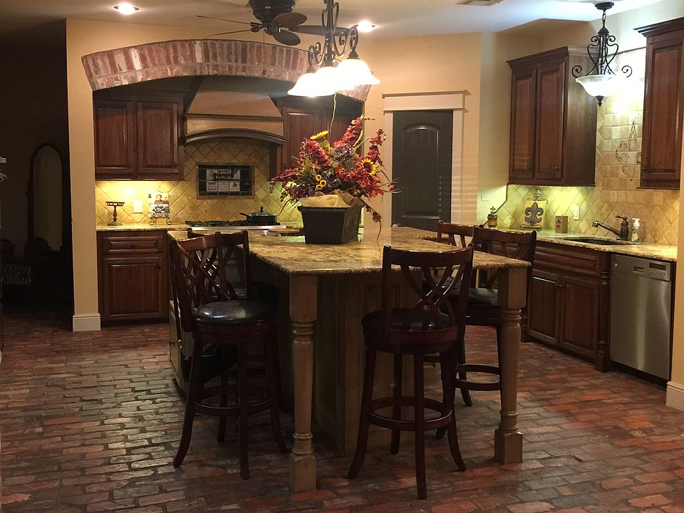 1st image of 4737 E Red Oak Forest Ln