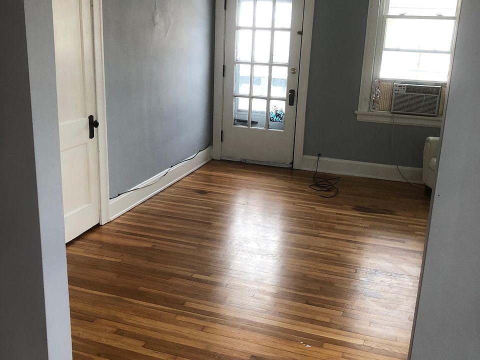 1st image of 3750 Isabella Ave APT 3