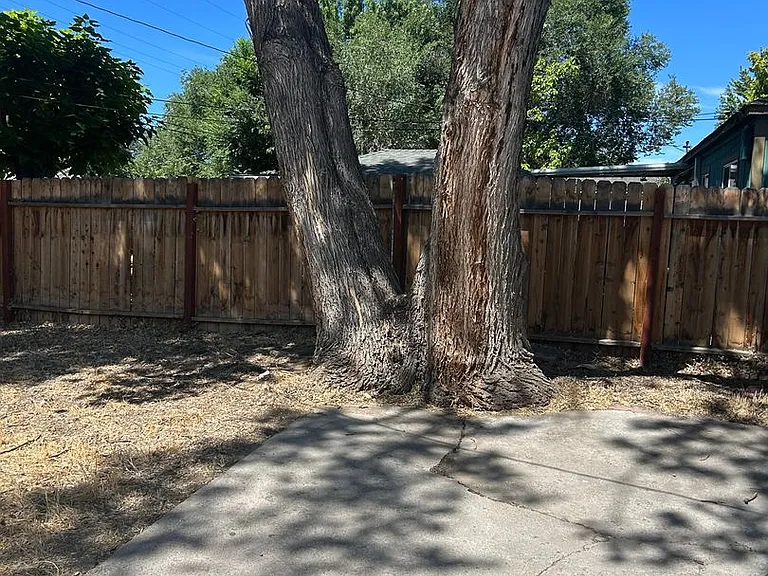 439 K St — Photo 2