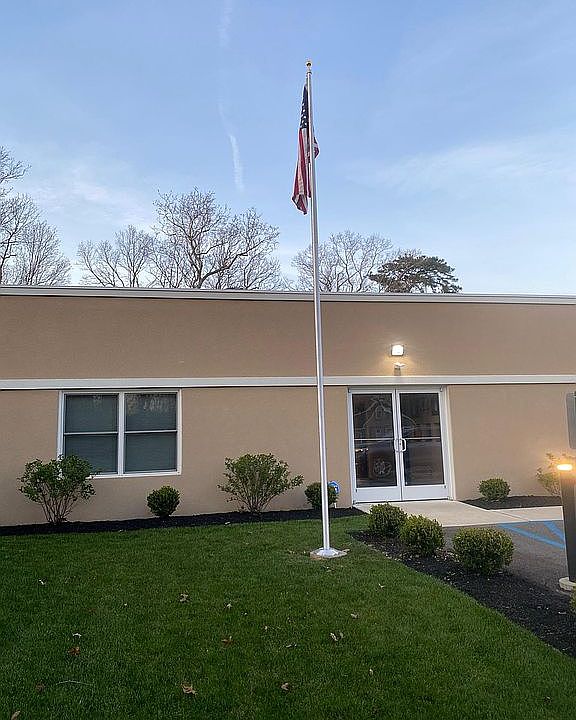 1st image of 30 Bolton Ln