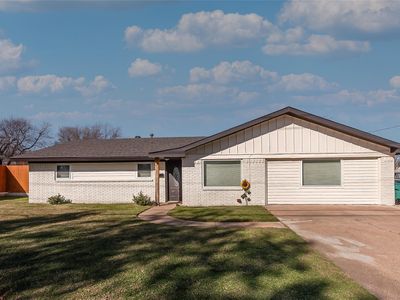 804 Miller St, Bowie, TX, 76230