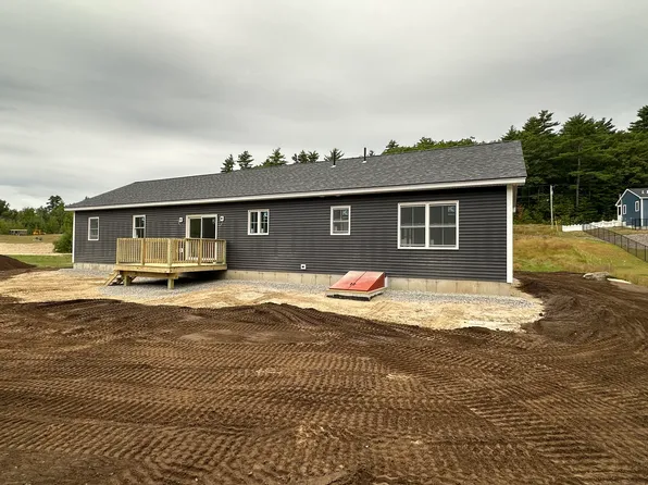 99 Quarry Road, Limerick, ME 04048