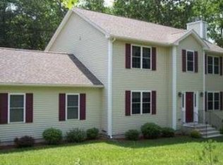 36 Meadowbrook Rd, Richmond, RI 02898